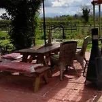 B&B Annaswood
