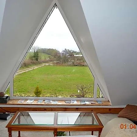 Annaswood & Tours 4*