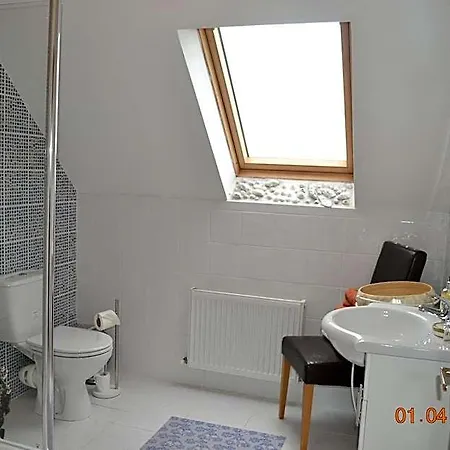Annaswood & Tours Bed & Breakfast