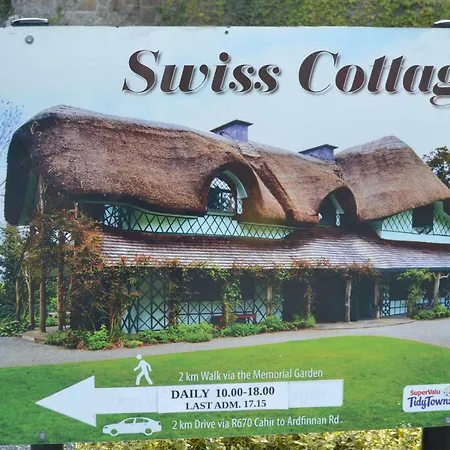 Bed & Breakfast Annaswood 4*