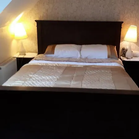 Annaswood B&B & Walking Tour Кэр