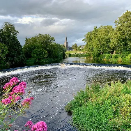 Bed & Breakfast Annaswood Cahir