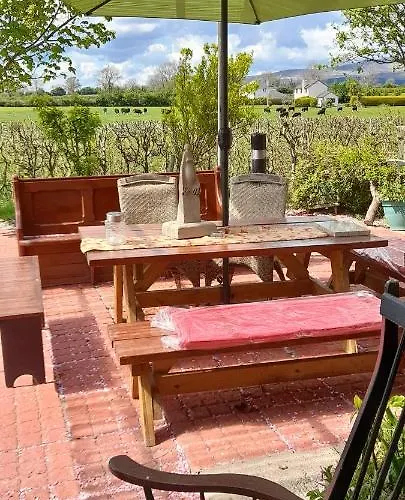 Bed & Breakfast Annaswood